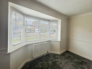 BELLFIELD AVENUE- click for photo gallery